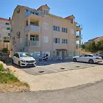 Lino & Roco Suites